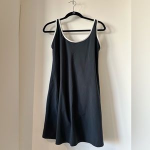 Abercrombie exercise dress black and white